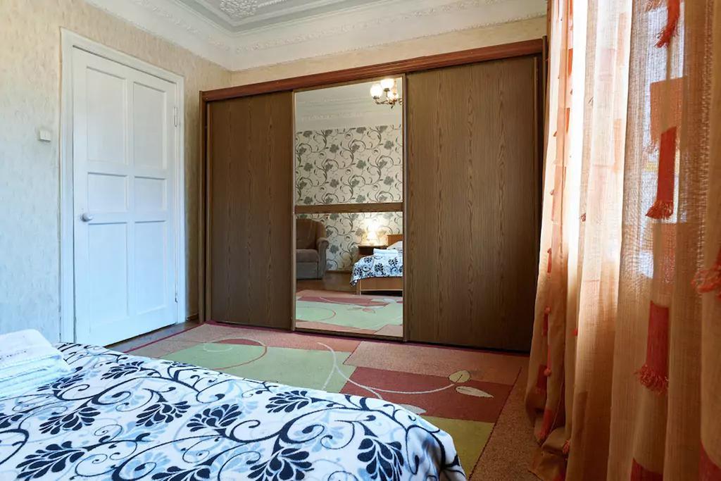 Home Hotel Apartments On Lva Tolstogo Kiew Exterior foto