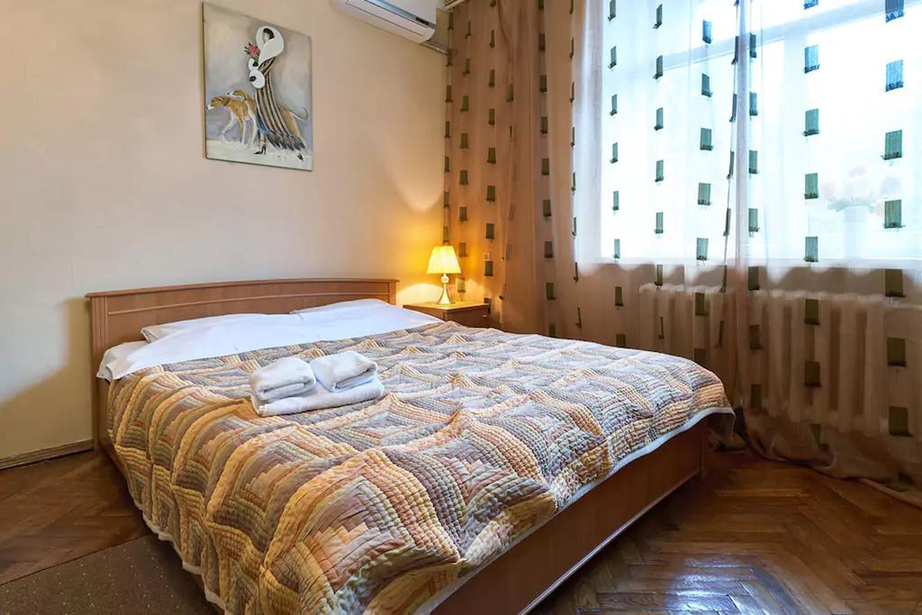 Home Hotel Apartments On Lva Tolstogo Kiew Exterior foto